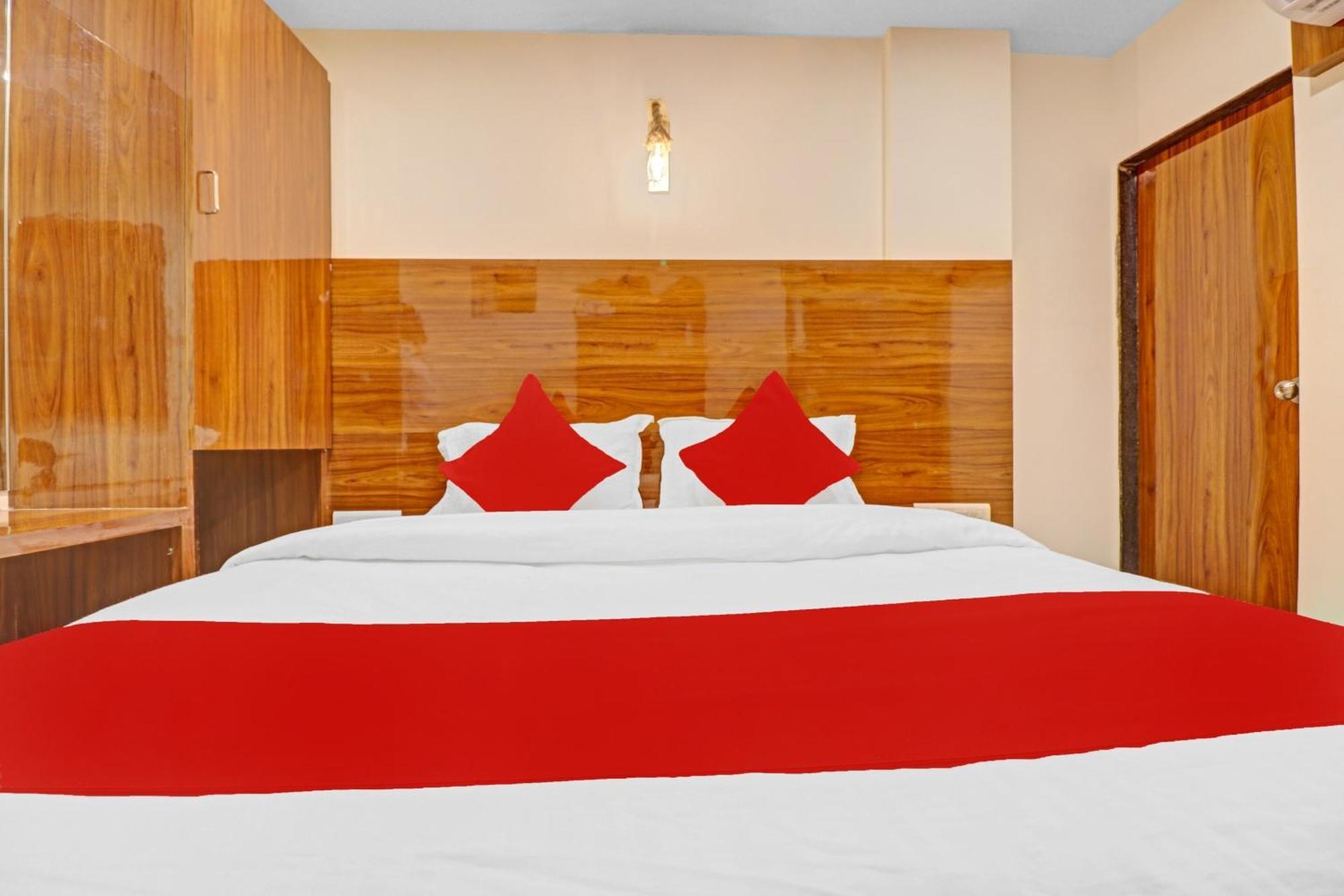 Hotel O Royal Park Mumbai Exterior photo
