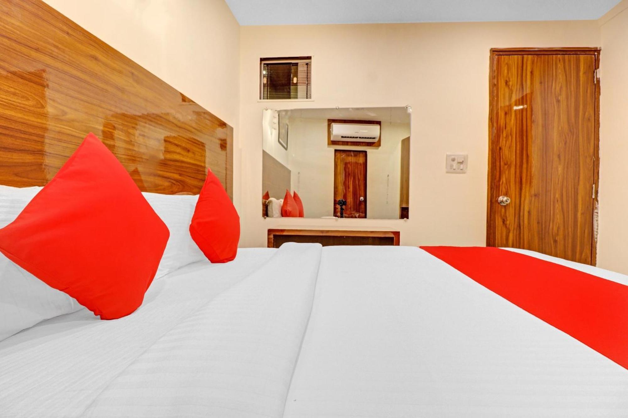 Hotel O Royal Park Mumbai Exterior photo